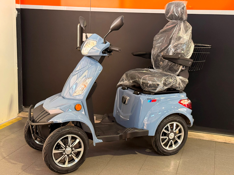 Cadeira de Rodas com Motor Elétrico